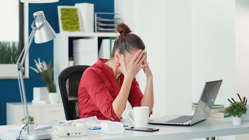 Quản Lý Stress Nơi Công Sở: Khi Áp Lực Không Còn Là Động Lực